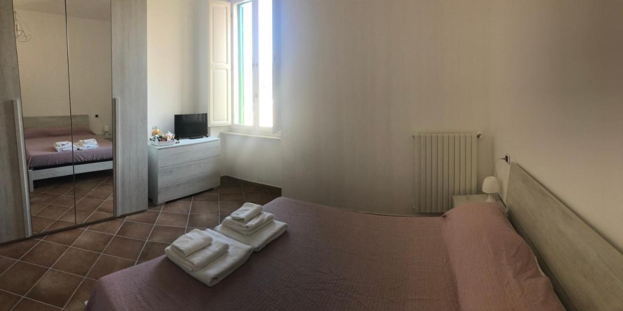 ラクイラ A Casa Di Noemi Bed & Breakfast エクステリア 写真